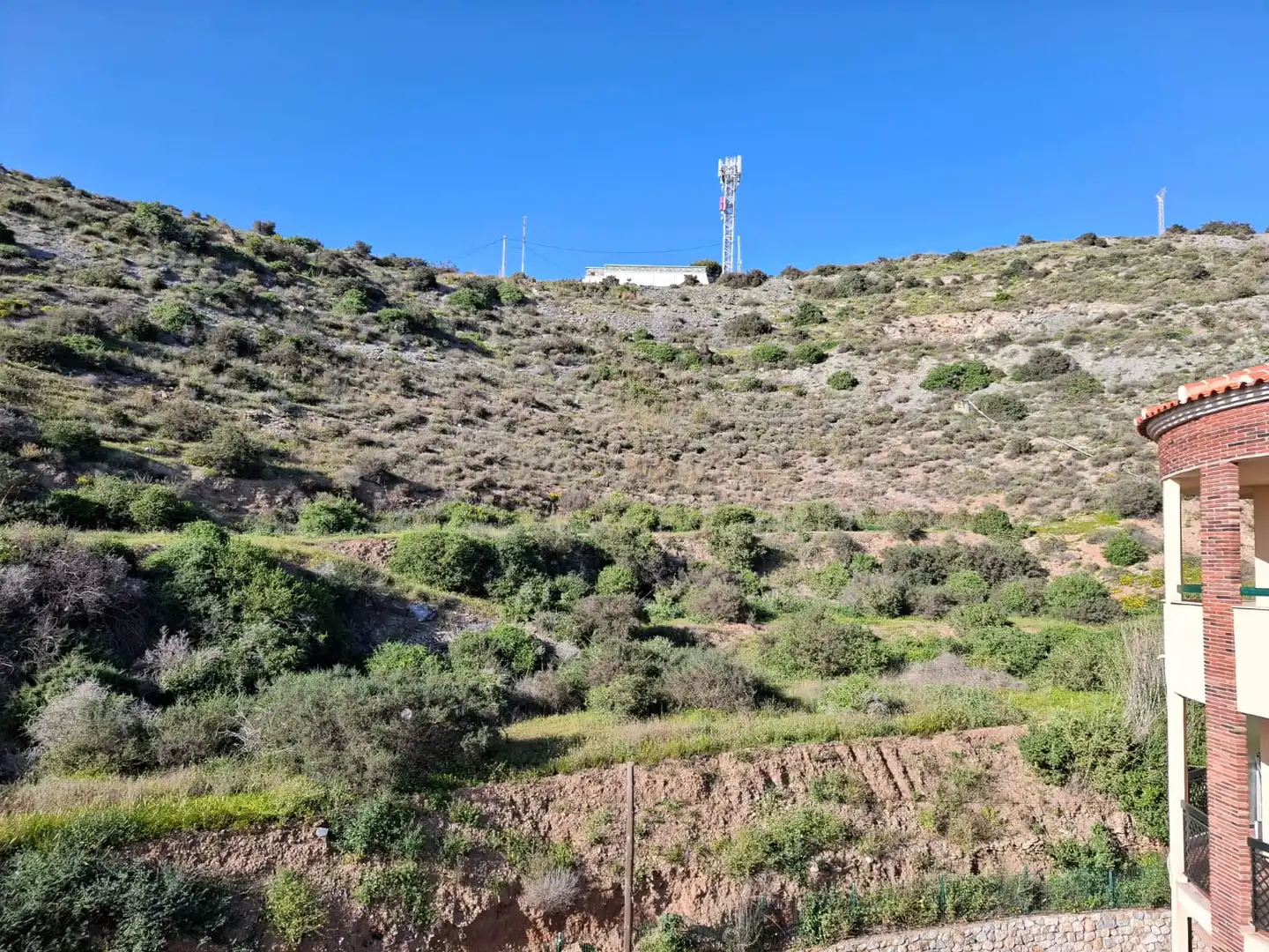Piso en venta en Torrenueva Costa con Terraza, Trastero y Amueblado