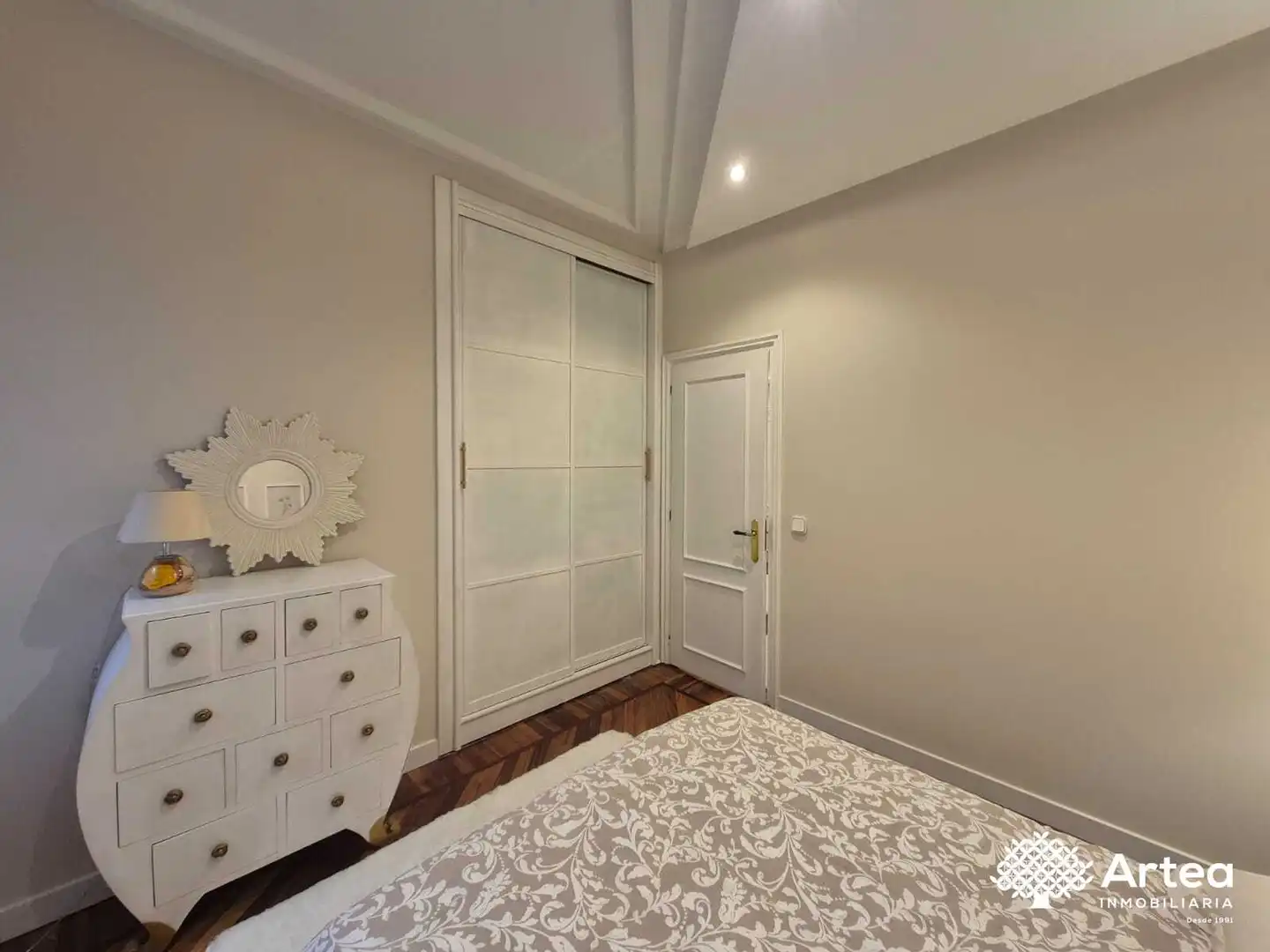 Habitación de Piso de alquiler en Bilbao  con Calefacción, Jardín privado y Horno