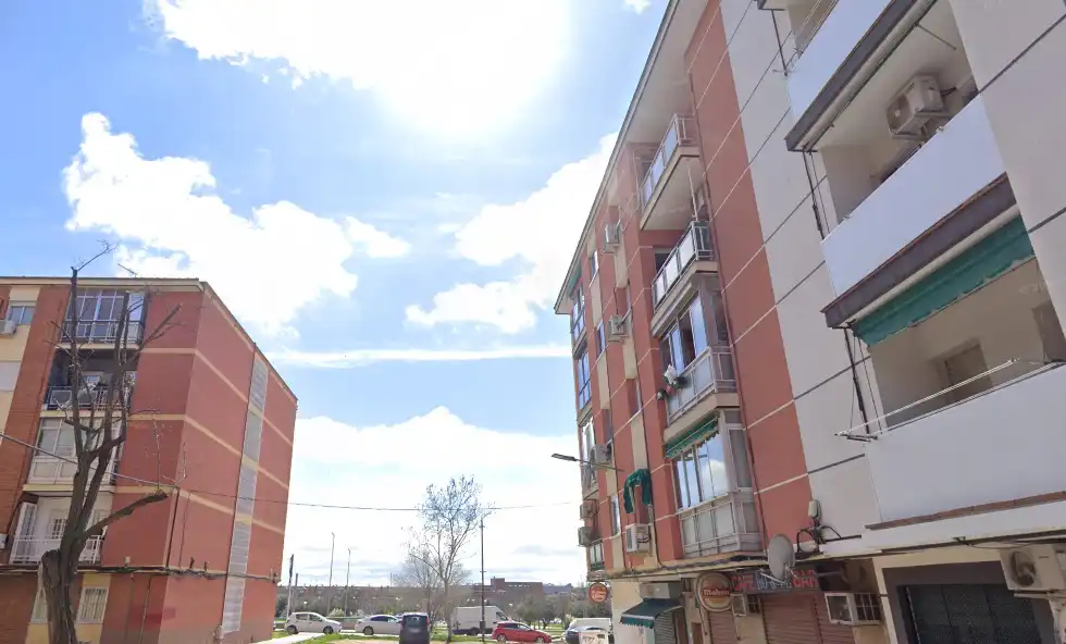 Vista exterior de Pis en venda en Parla