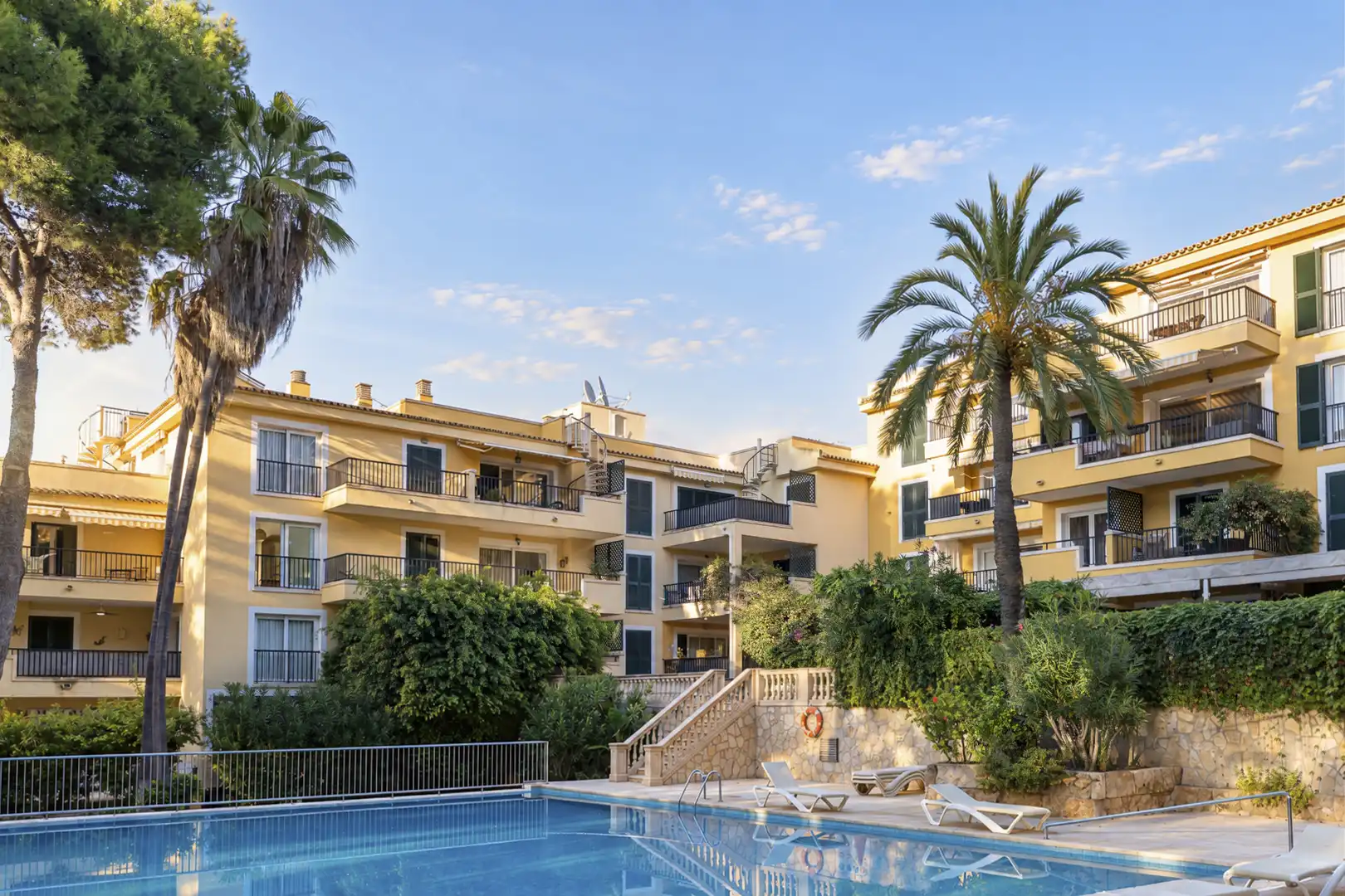 Apartamento con terraza en venta en Santa Ponça, imagen 2
