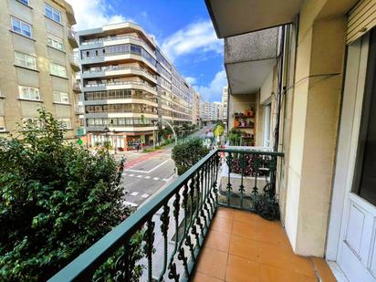 Exterior view of Flat for sale in Vigo   with Terrace and Balcony