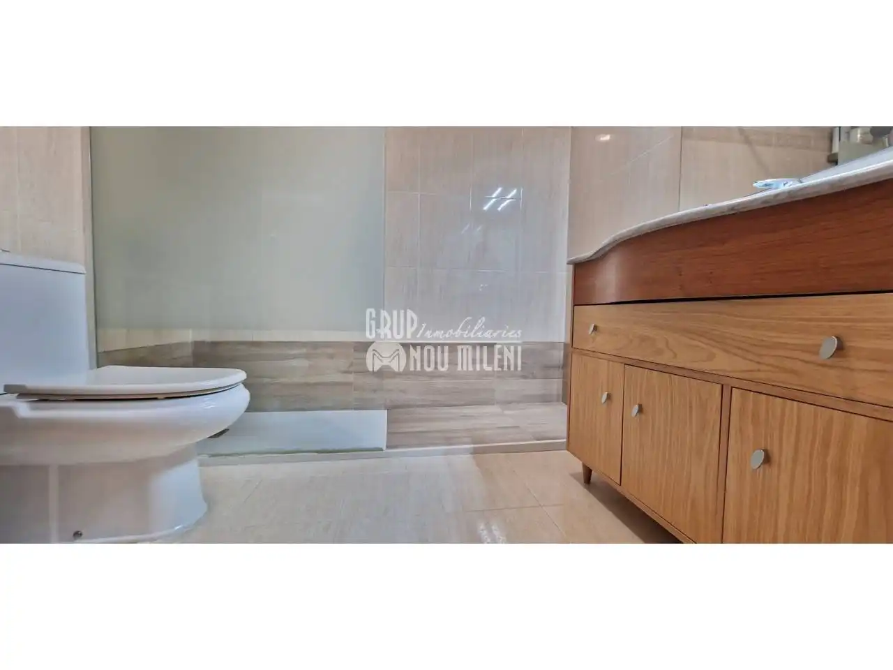 Badezimmer von Einfamilien-Reihenhaus zur Miete in Picanya, Valencia