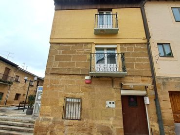 Casa amb balcó en venda a Larrazuria Kalea