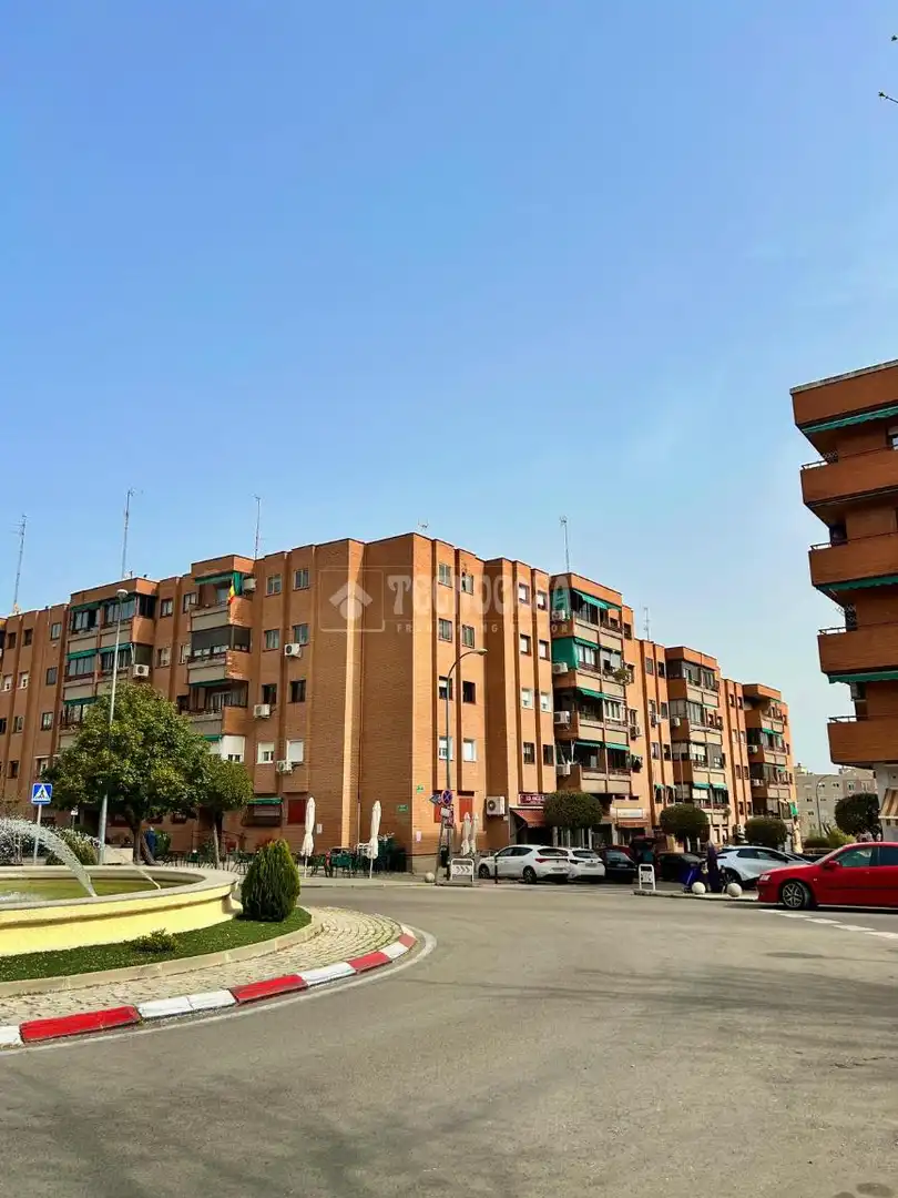 Außenansicht von Garage zum Verkauf in San Fernando de Henares