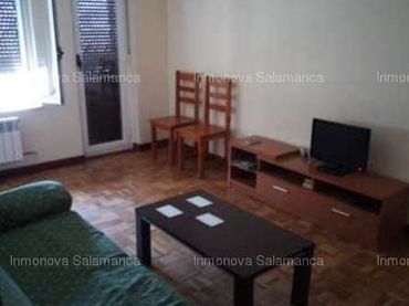 Flat with balcony to rent in Centro