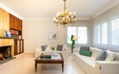 Living room of Single-family semi-detached for sale in Sabadell  with Air Conditioner and Terrace