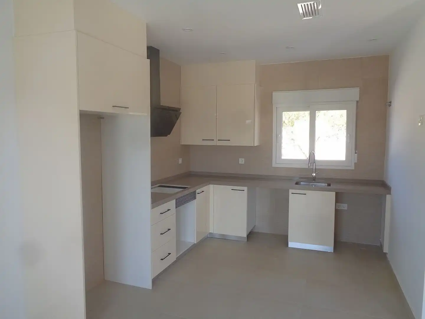 Villa zum Verkauf in El Pinós / Pinoso, imagen 34