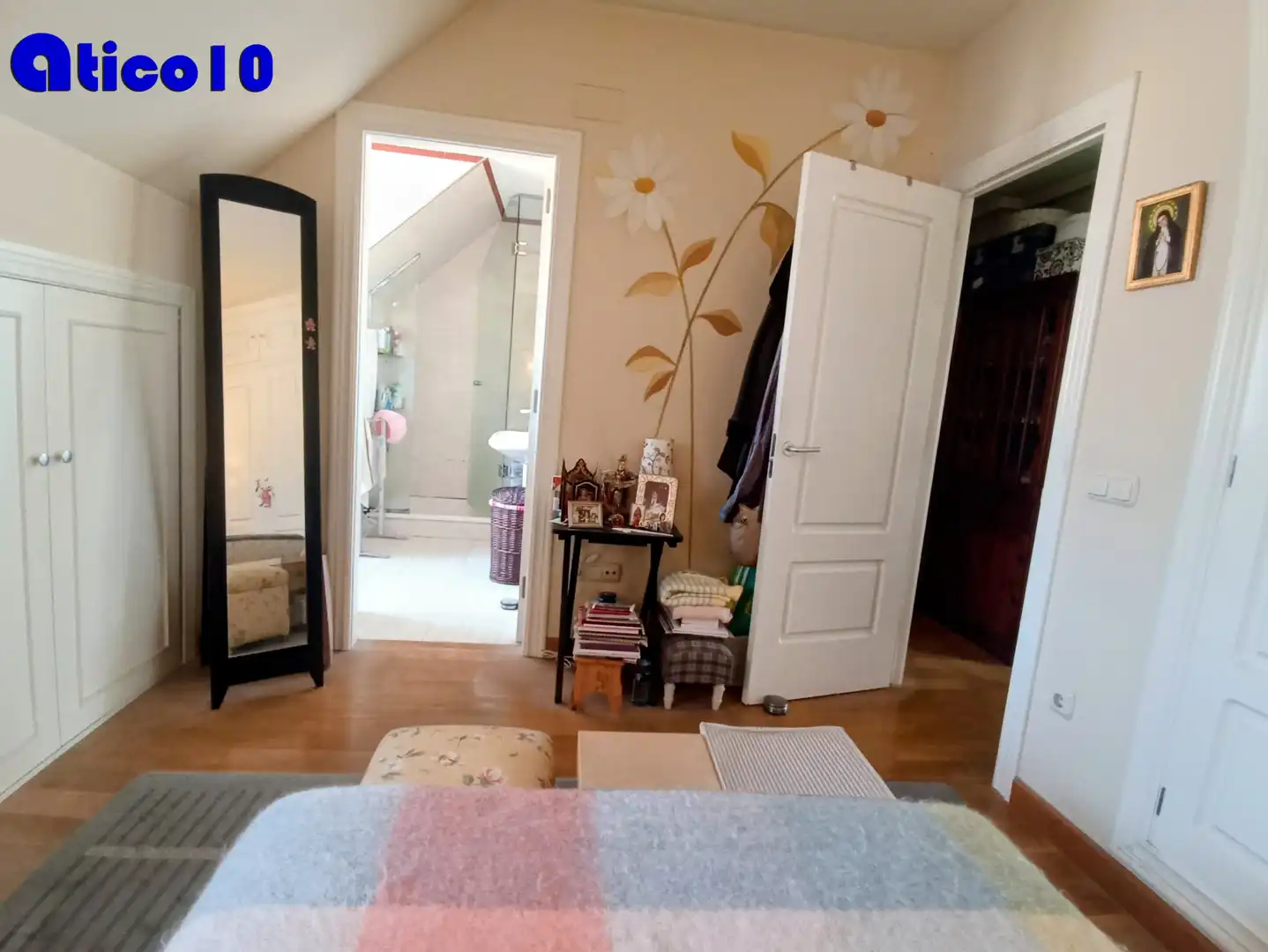 Bedroom of Attic for sale in Oviedo   with Heating, Parquet flooring and Terrace