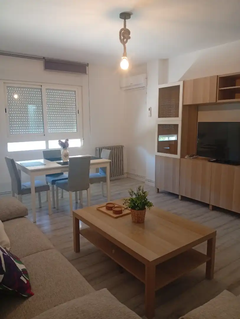 Comedor de Piso de alquiler en Jaén con Aire acondicionado, Calefacción y Terraza