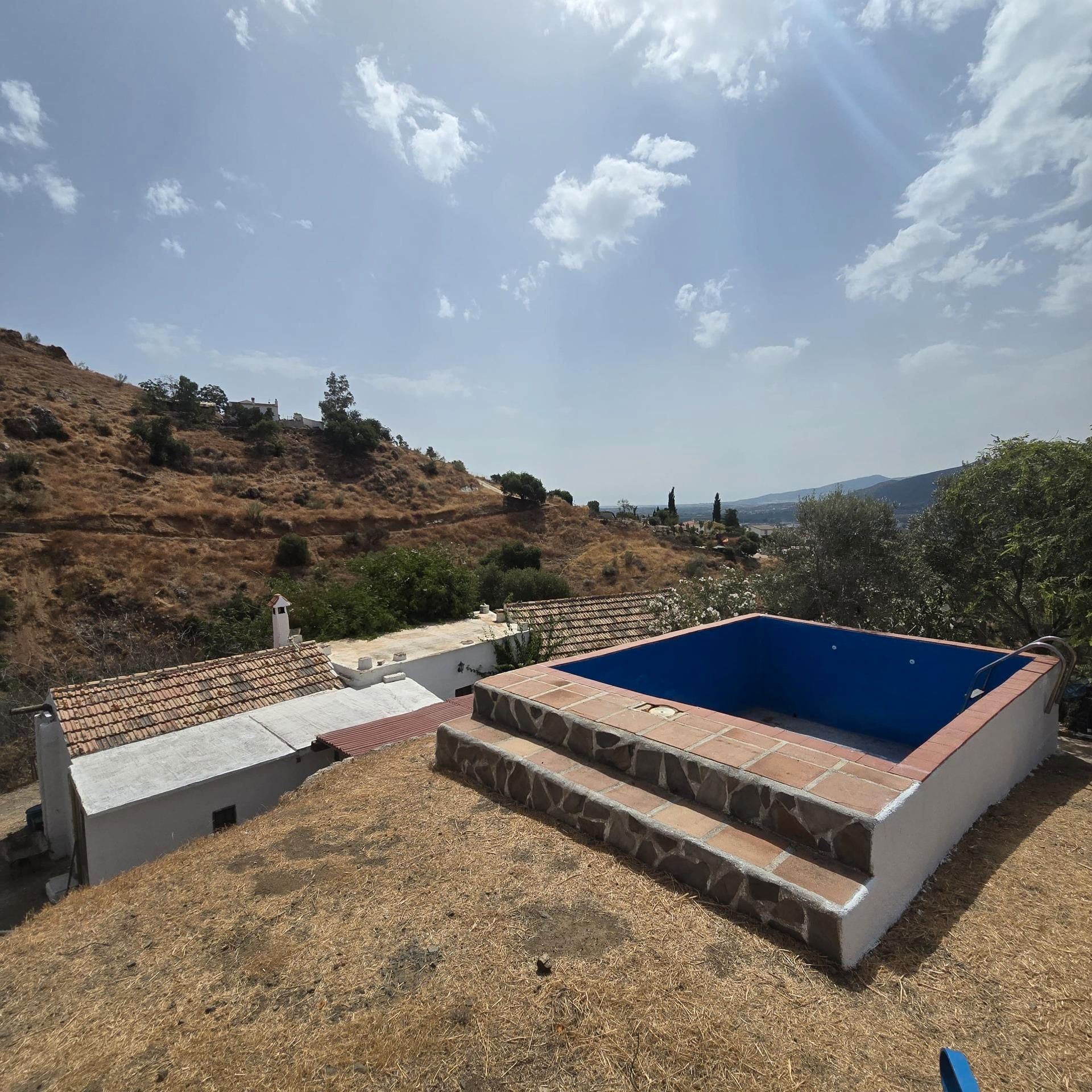 Country house for sale in Calle Cáceres, Cártama