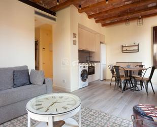 Flat to rent in de Blai, El Poble Sec - Parc de Montjuïc