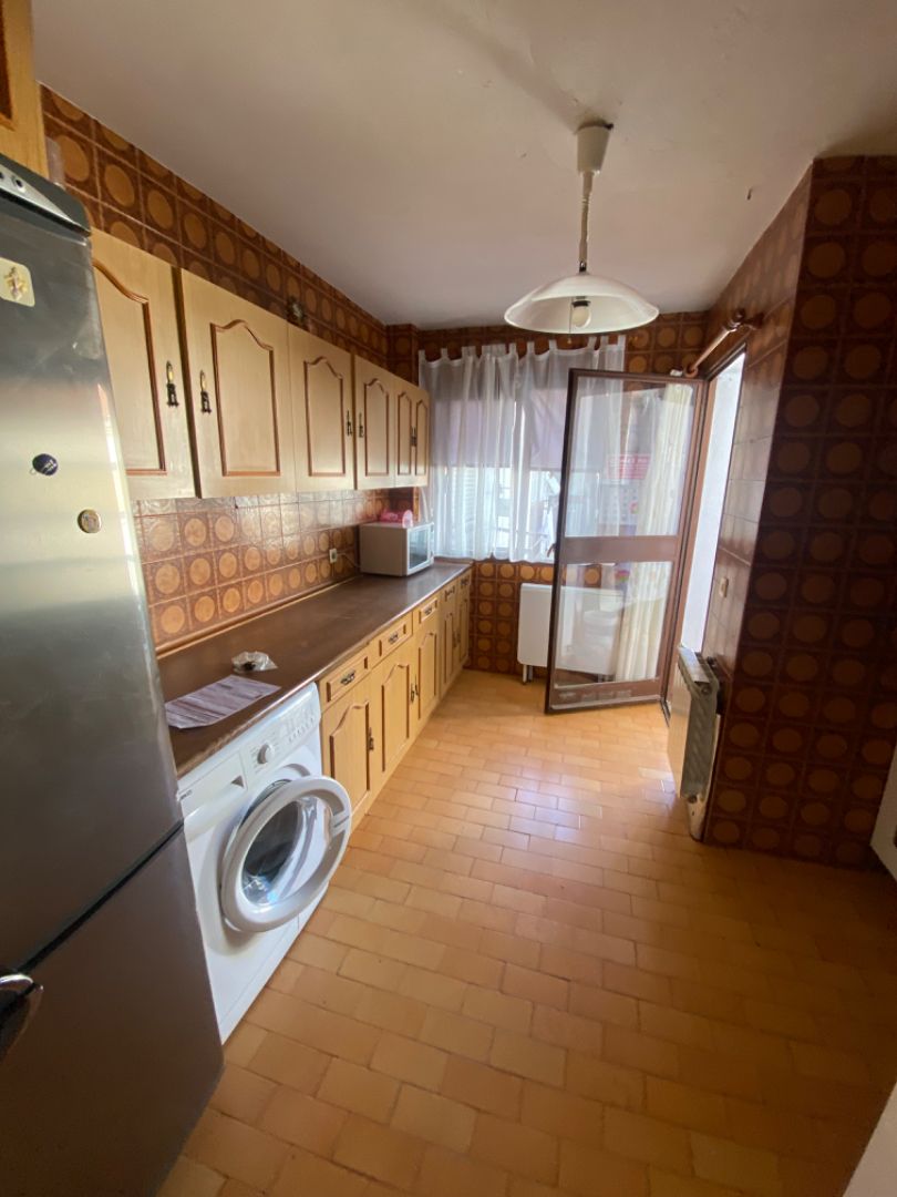 Cuina de Pis en venda en Brihuega amb Calefacció, Terrassa i Moblat