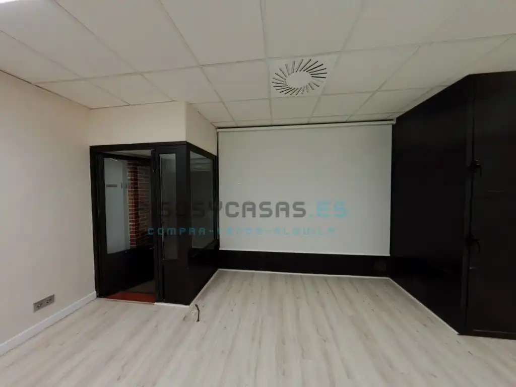 Commercial properties for rent in Zaragoza  with Air Conditioner