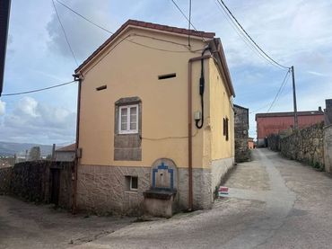 House with garden for sale in Calle de la Cruz