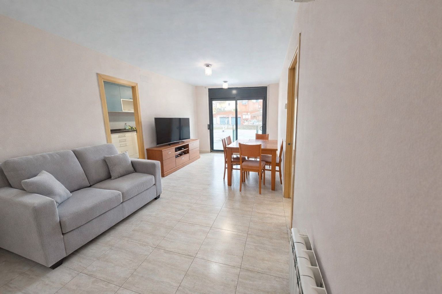 Living room of Flat for sale in Mollet del Vallès  with Air Conditioner, Heating and Oven