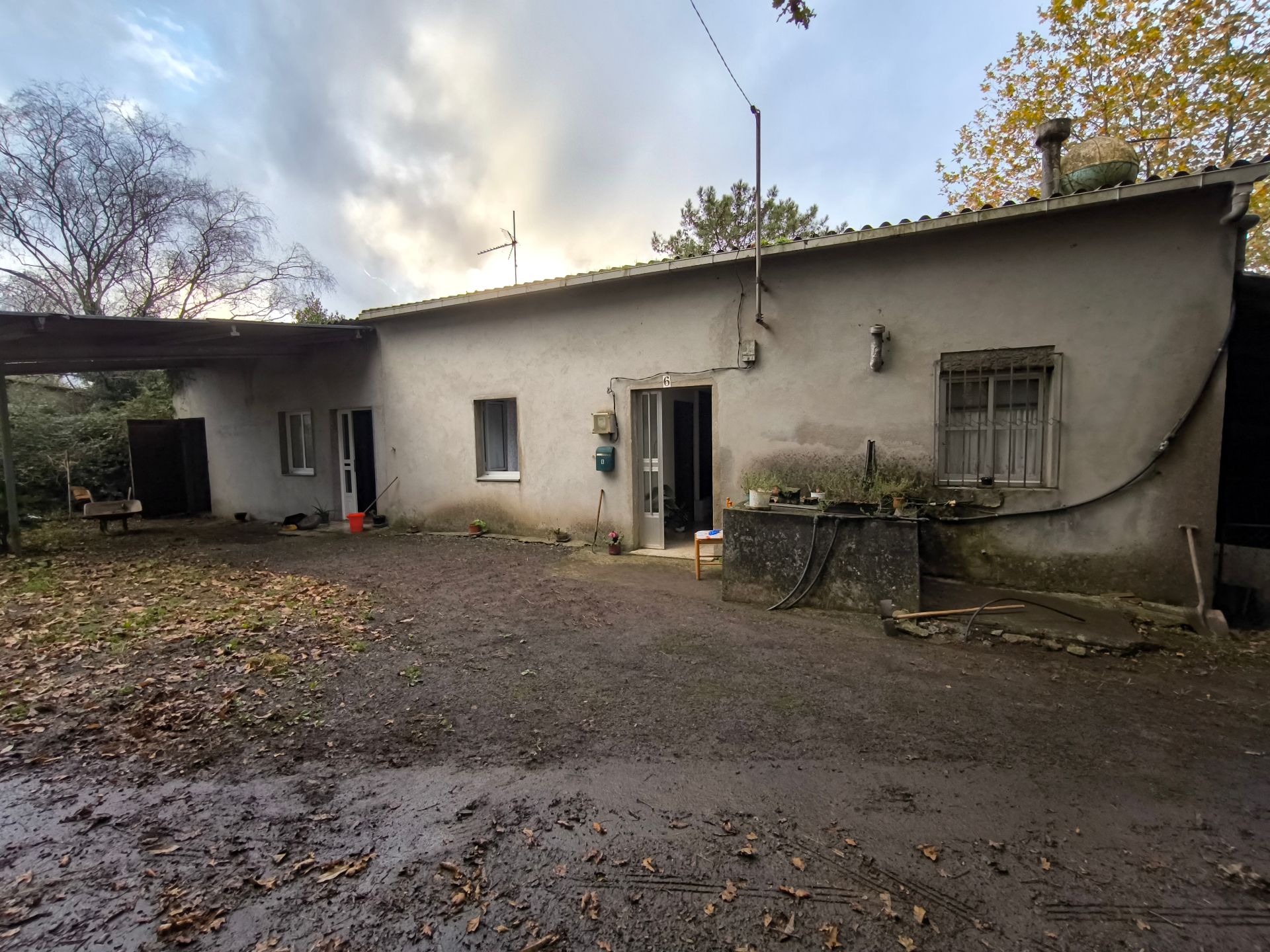 Vista exterior de Casa o chalet en venta en Ordes con Amueblado