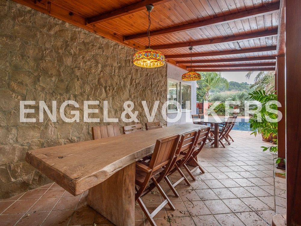 Terraza de Casa o chalet en venta en Castellón de la Plana / Castelló de la Plana con Aire acondicionado, Calefacción y Jardín privado