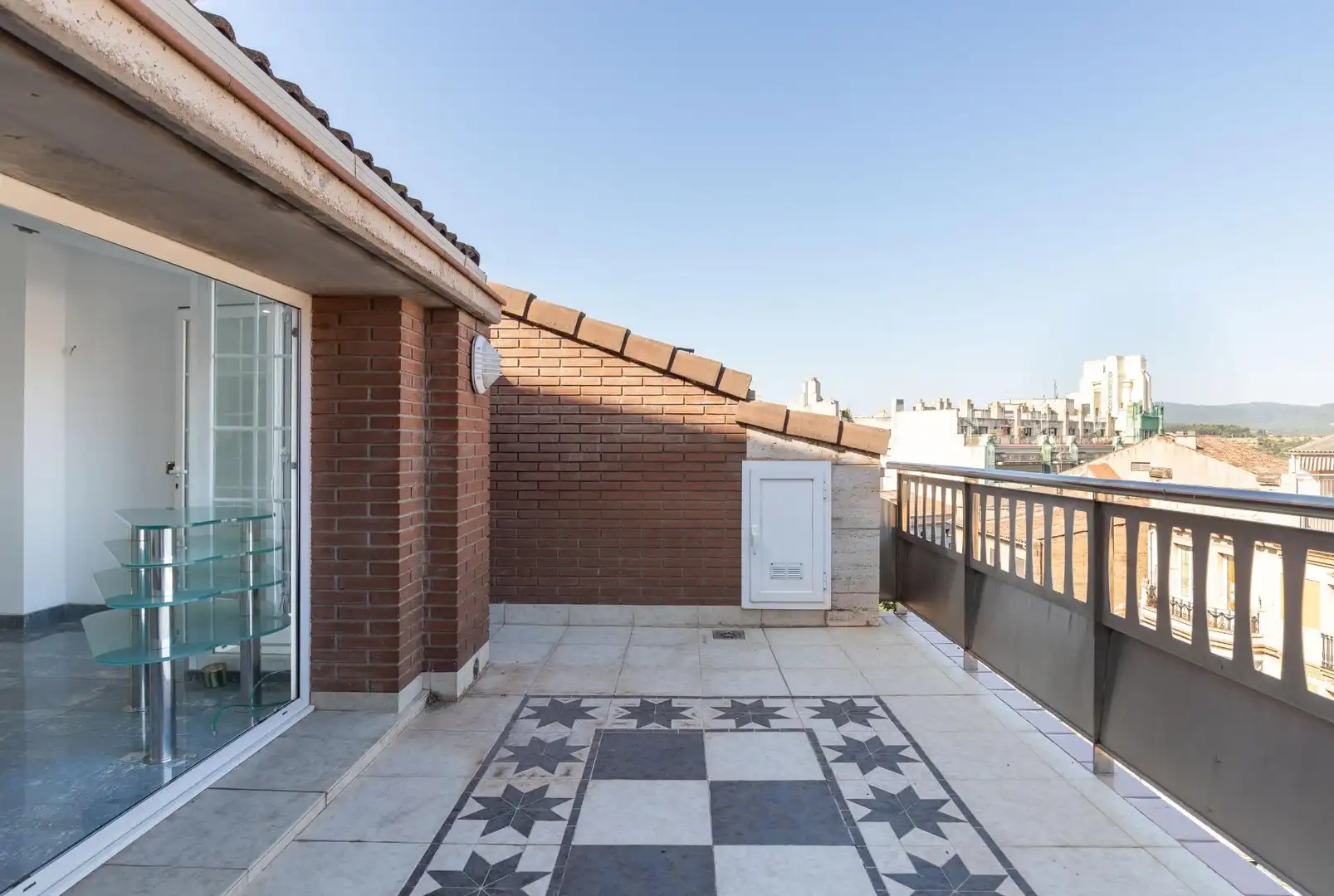 Terrasse von Dachboden zum Verkauf in Manresa mit Klimaanlage, Terrasse und Abstellraum