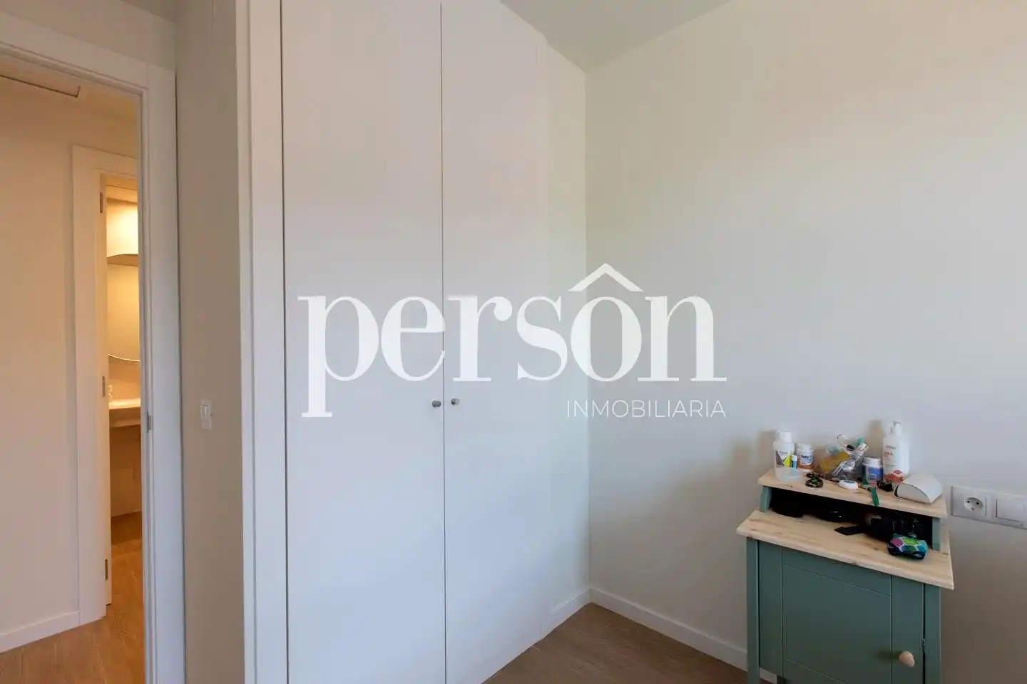 Habitación de Piso de alquiler en Dénia con Aire acondicionado, Terraza y Trastero