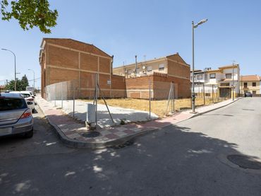 Terreno residencial en venta en Calle de la Redonda 97