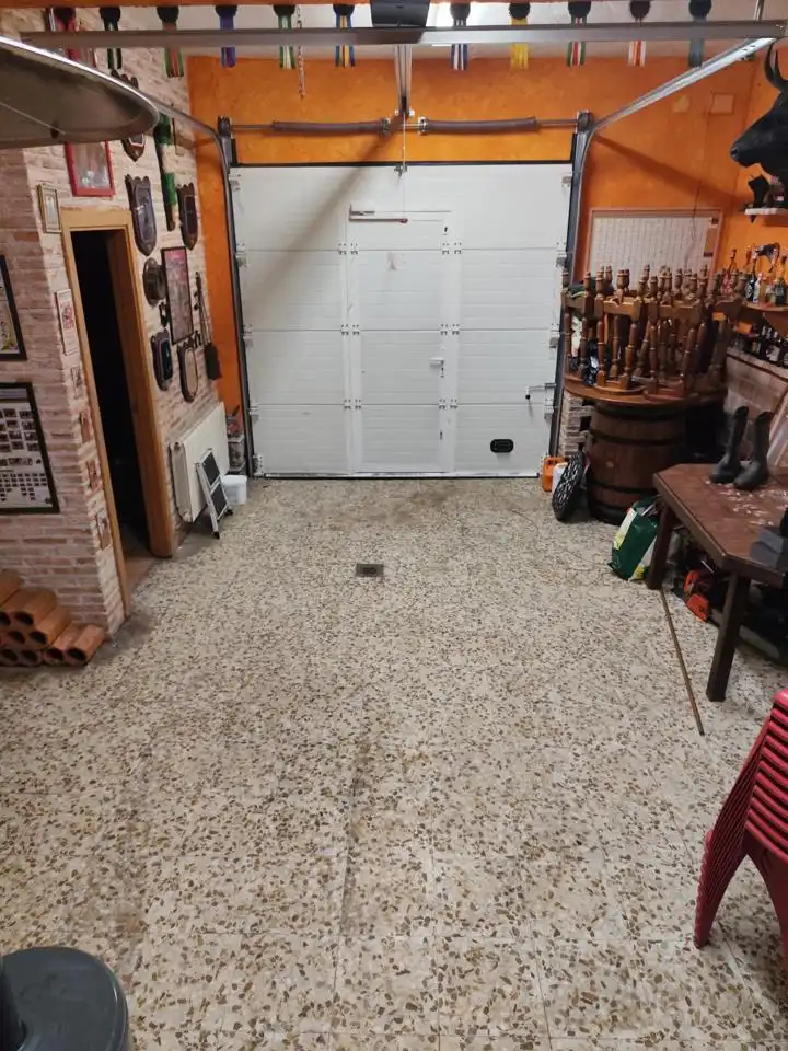 Casa adosada en venda en El Hoyo de Pinares  amb Calefacció i Terrassa
