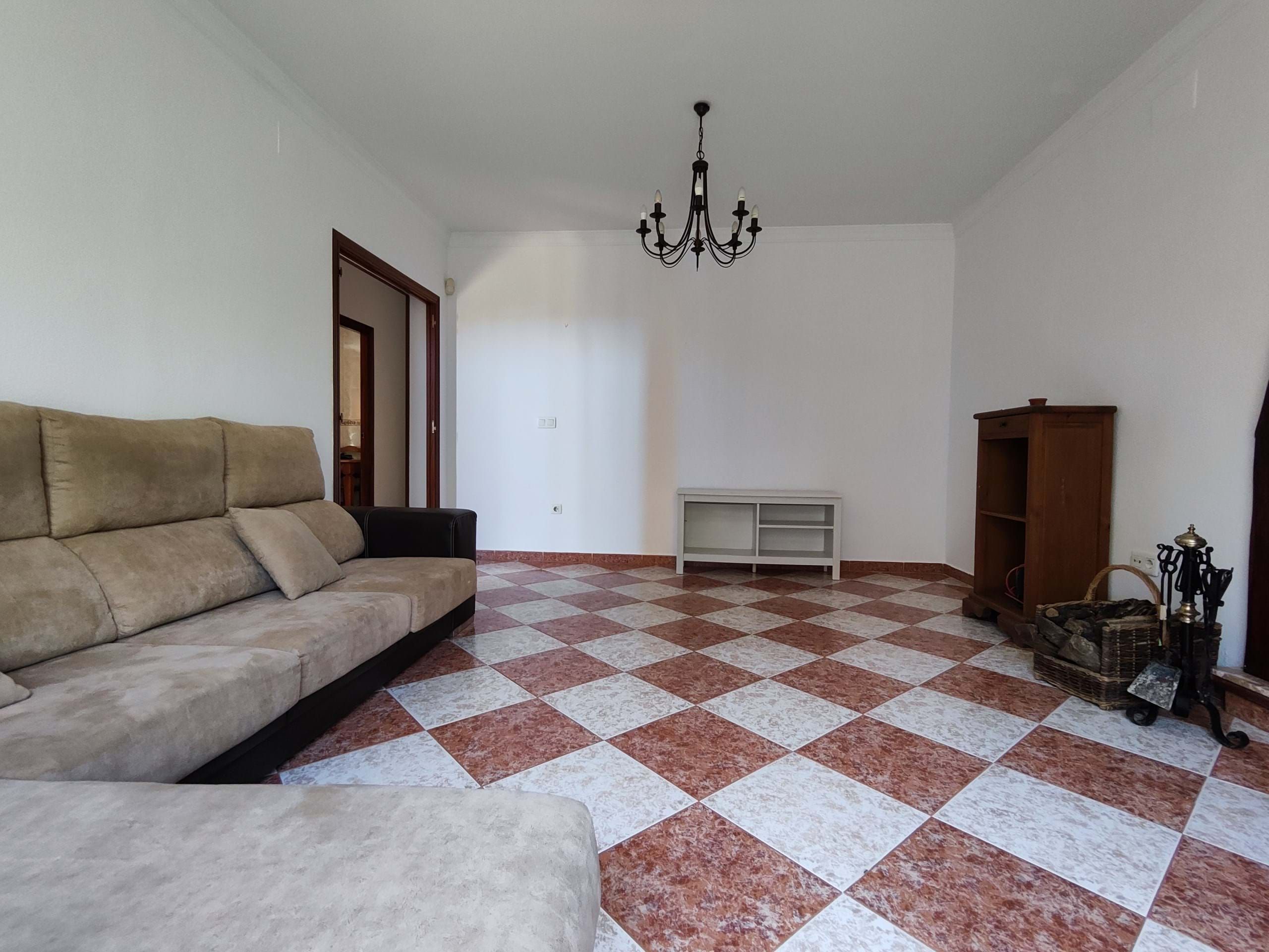 Sala d'estar de Casa o xalet en venda en Chiclana de la Frontera amb Traster