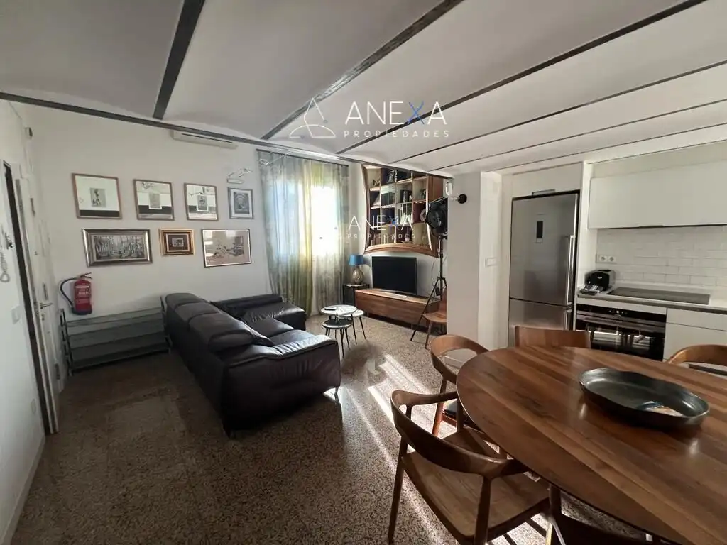Wohnzimmer von Wohnung zum Verkauf in Barcelona mit Klimaanlage