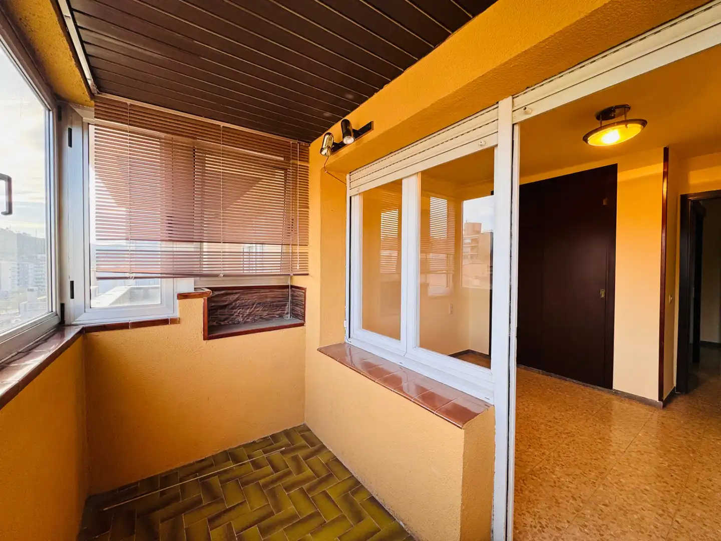 Balcony of Flat for sale in Girona  with Air Conditioner, Heating and Terrace
