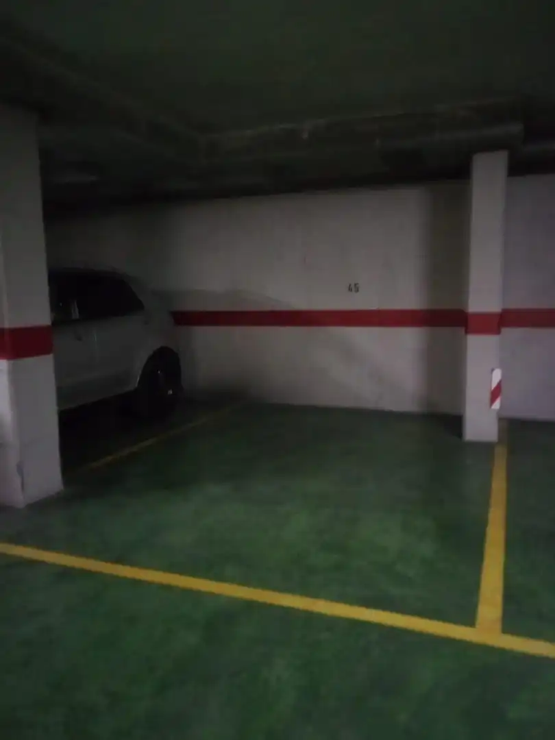 Parking de Piso en venta en Murcia con Aire acondicionado, Calefacción y Jardín privado