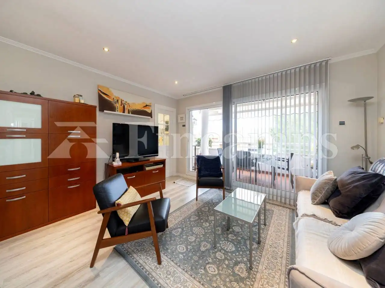 Living room of Flat for sale in Sant Quirze del Vallès  with Air Conditioner, Heating and Parquet flooring