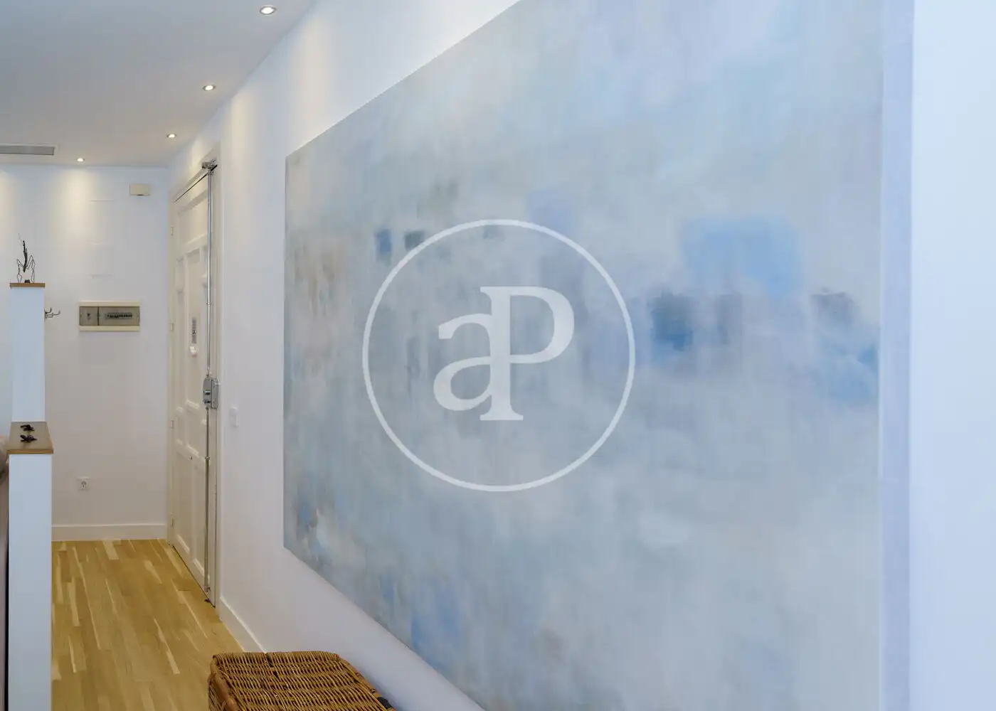 Flat for rent in Madrid  with Air Conditioner, Heating and Furnished