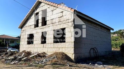 Foto 2 de Casa o xalet en venda a Leiro, Ourense