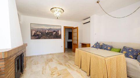 Foto 3 de Casa adosada en venta en Carretera de Huetor Vega, Camino de los Neveros - Serrallo, Granada Capital