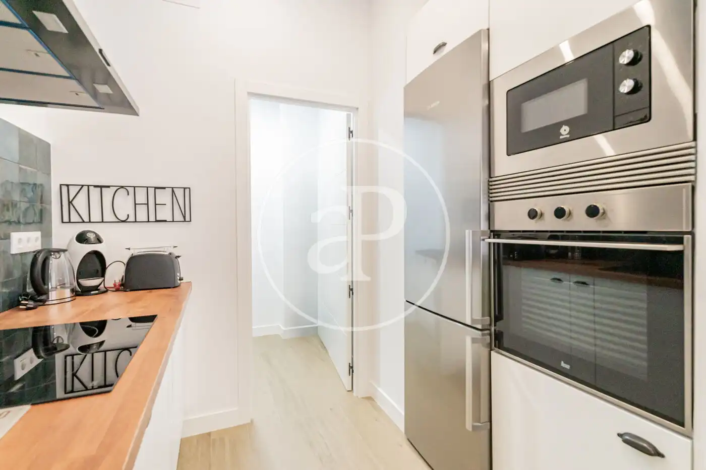 Kitchen of Flat for rent in Madrid  with Air Conditioner, Heating and Furnished