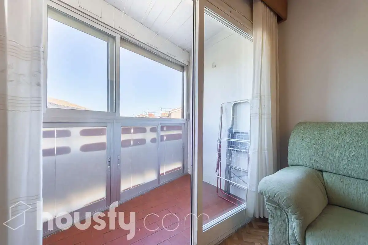Habitación de Piso en venta en Madrid con Trastero