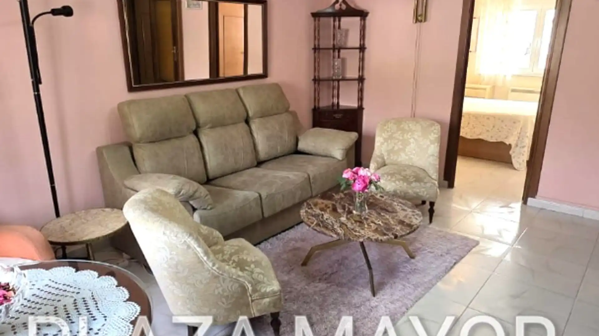 Living room of Flat for sale in Salamanca Capital  with Heating, Furnished and Oven
