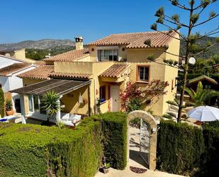 Vista exterior de Casa o xalet en venda en Benitachell / El Poble Nou de Benitatxell amb Aire condicionat, Terrassa i Piscina