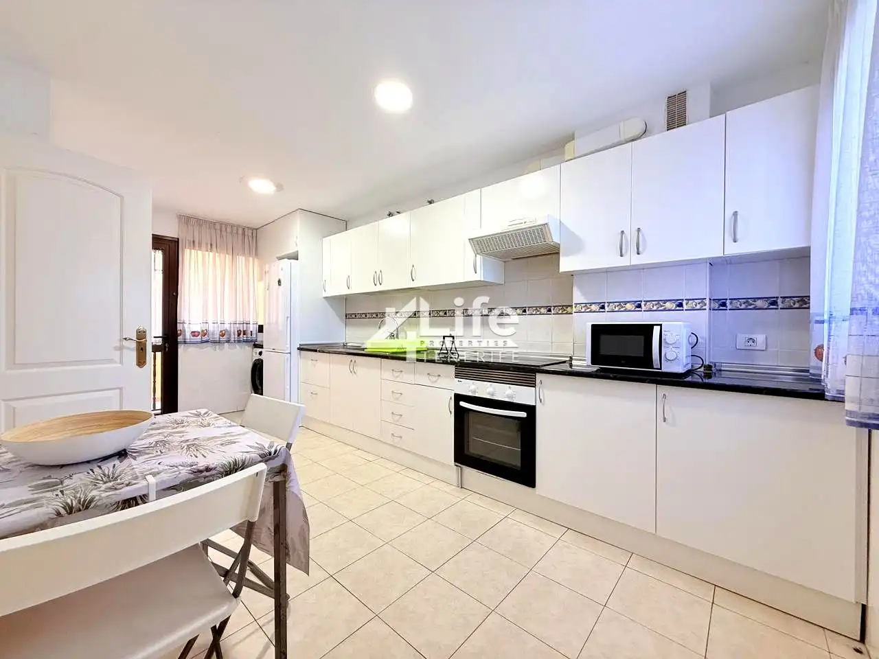 Kitchen of Country homes for rent in Adeje