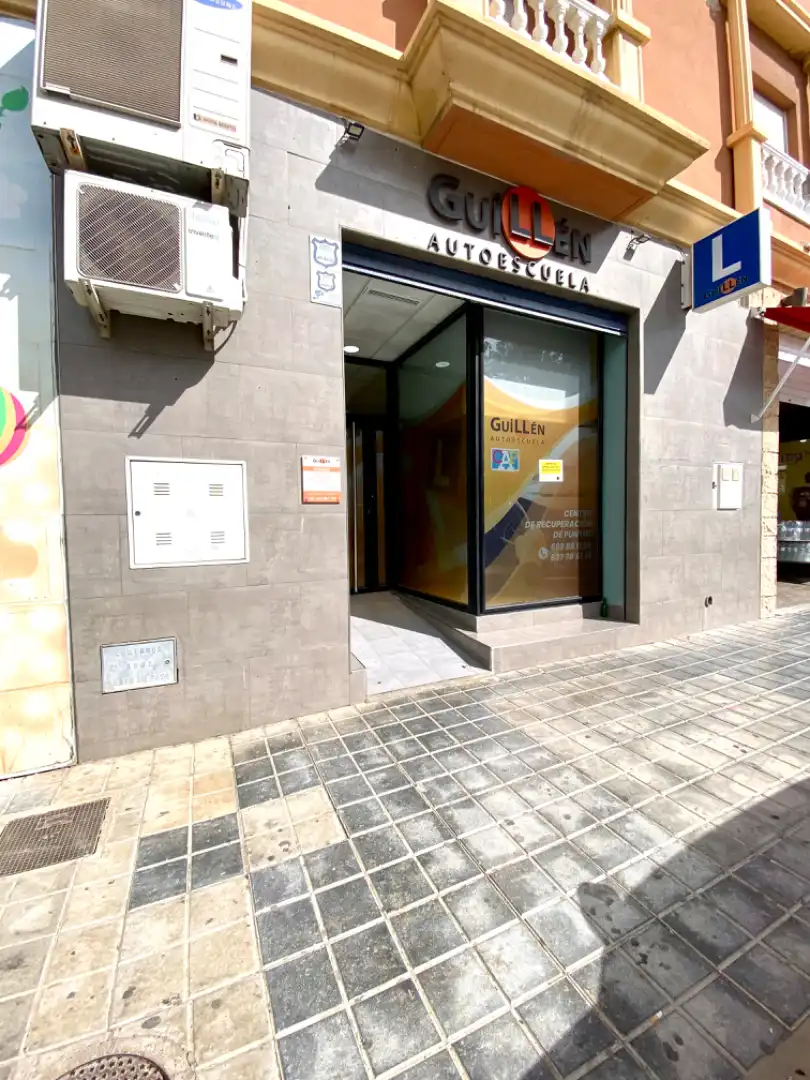 Vista exterior de Local en venda en Níjar amb Aire condicionat