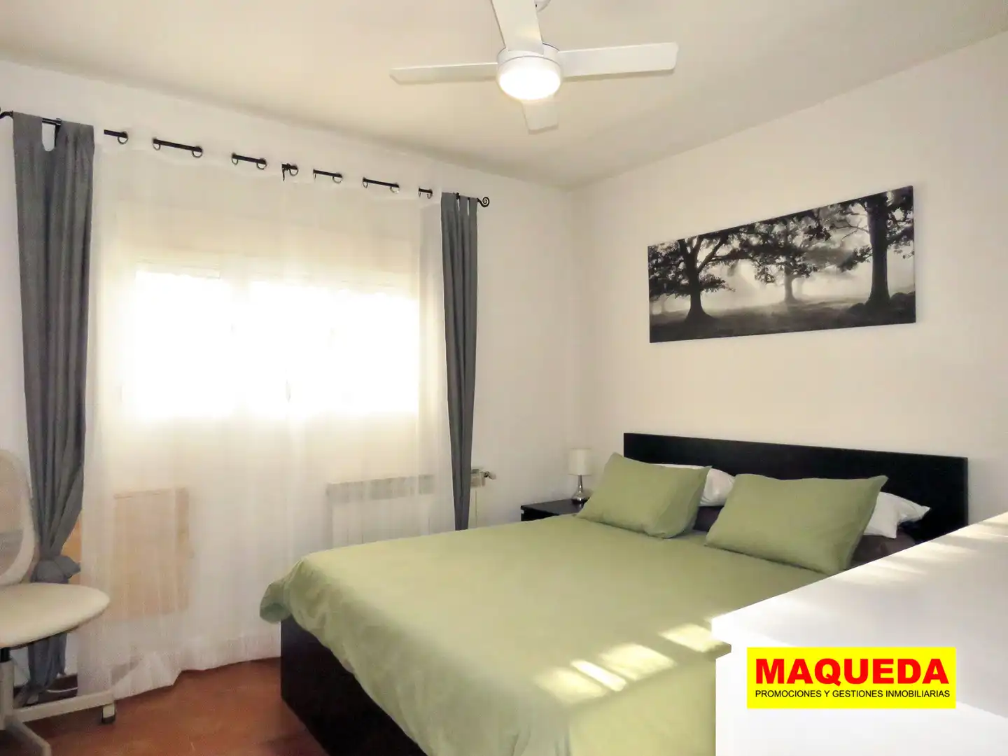 Bedroom of Houses for sale in Majadahonda  with Heating, Private garden and Swimming Pool
