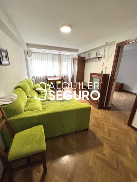 Sala d'estar de Pis de lloguer en Getafe amb Calefacció
