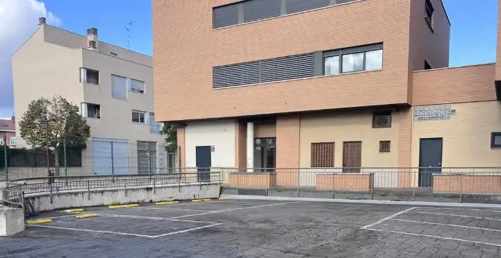 Garaje en venta en Calle Julián Fernández Ollero, 10, Haro