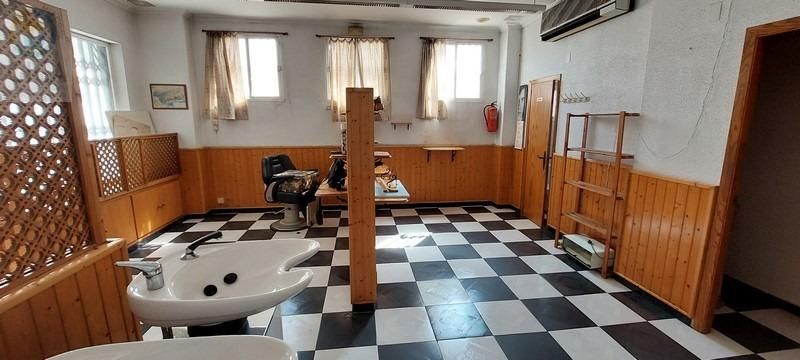 Local en venta en Algeciras