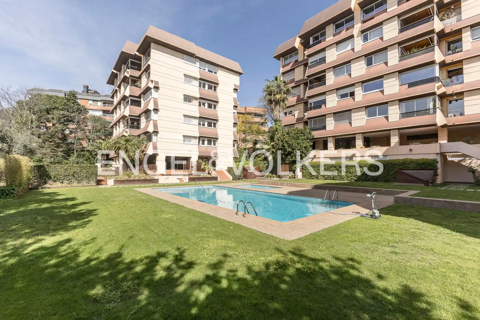 Vista exterior de Apartamento de alquiler en Barcelona con Calefacción, Parquet y Terraza