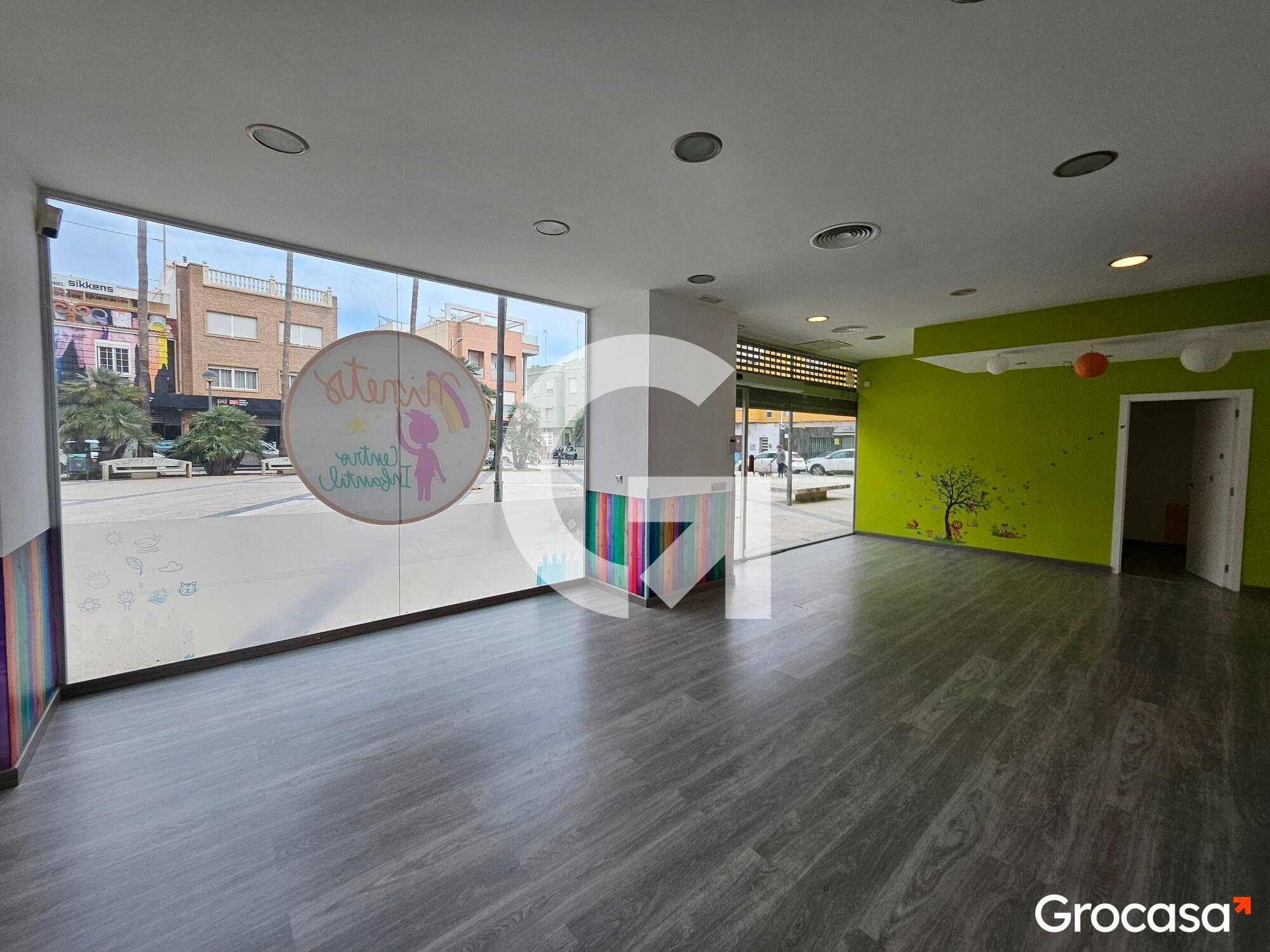 Local en venta en Sagunto / Sagunt con Aire acondicionado