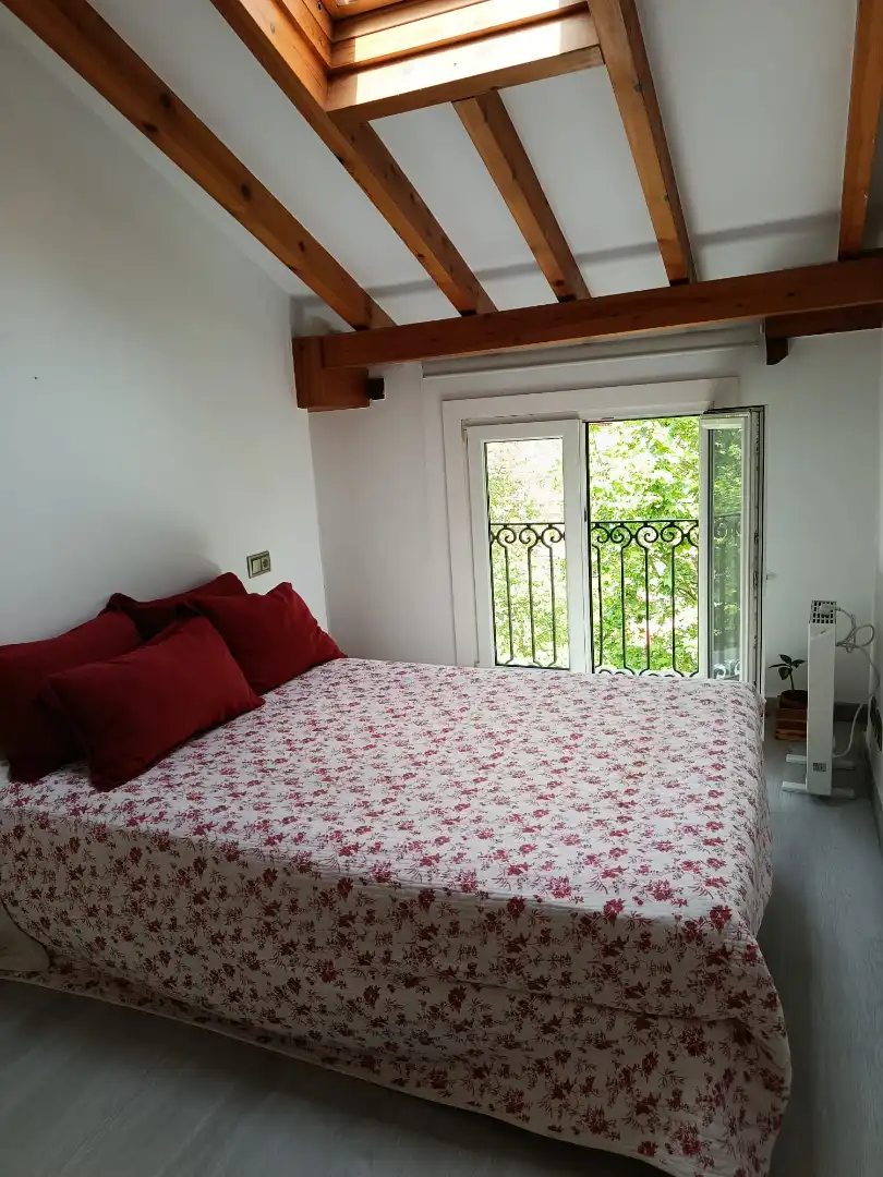 Habitación de Piso en venta en Santander con Amueblado, Horno y Lavadora