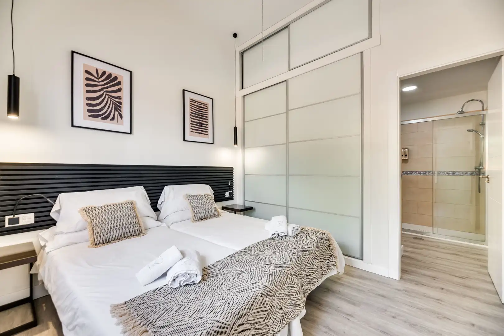 Dormitori de Apartament de lloguer en Málaga amb Aire condicionat, Calefacció i Parquet
