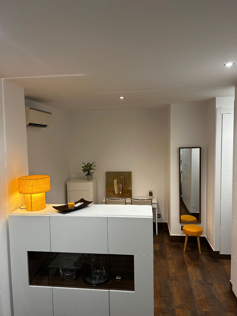 Dining room of Study for sale in  Madrid Capital  with Air Conditioner, Furnished and Oven