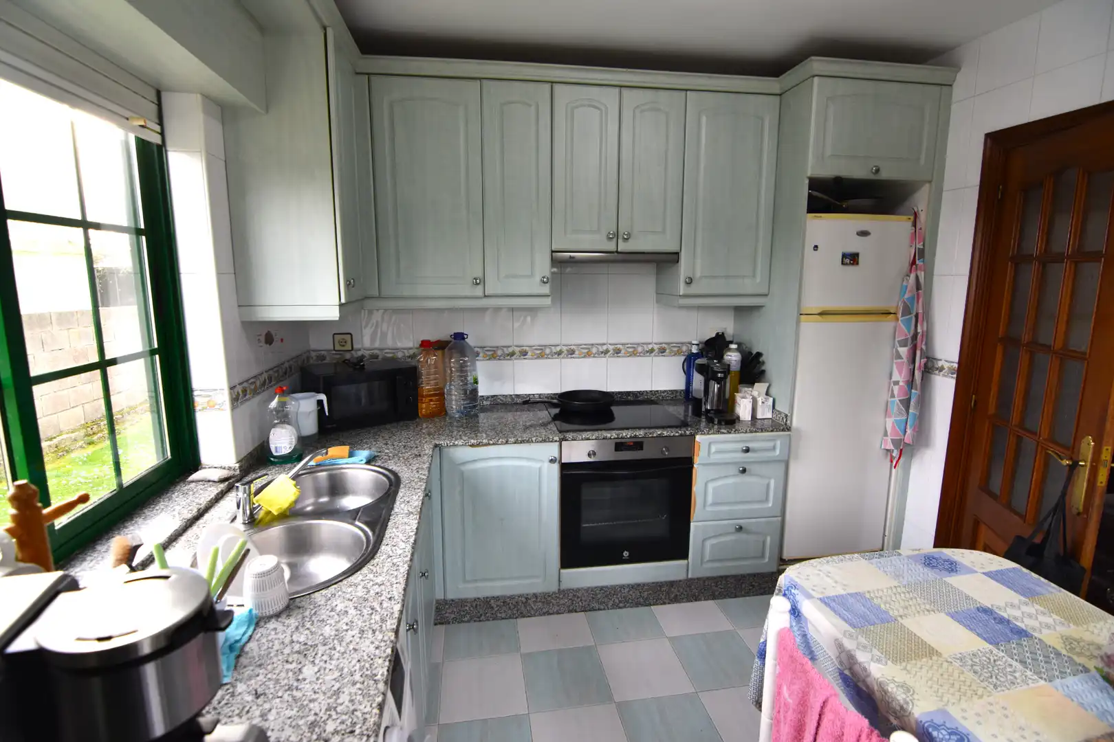Cocina de Casa o chalet en venta en Pontedeume con Calefacción, Jardín privado y Parquet