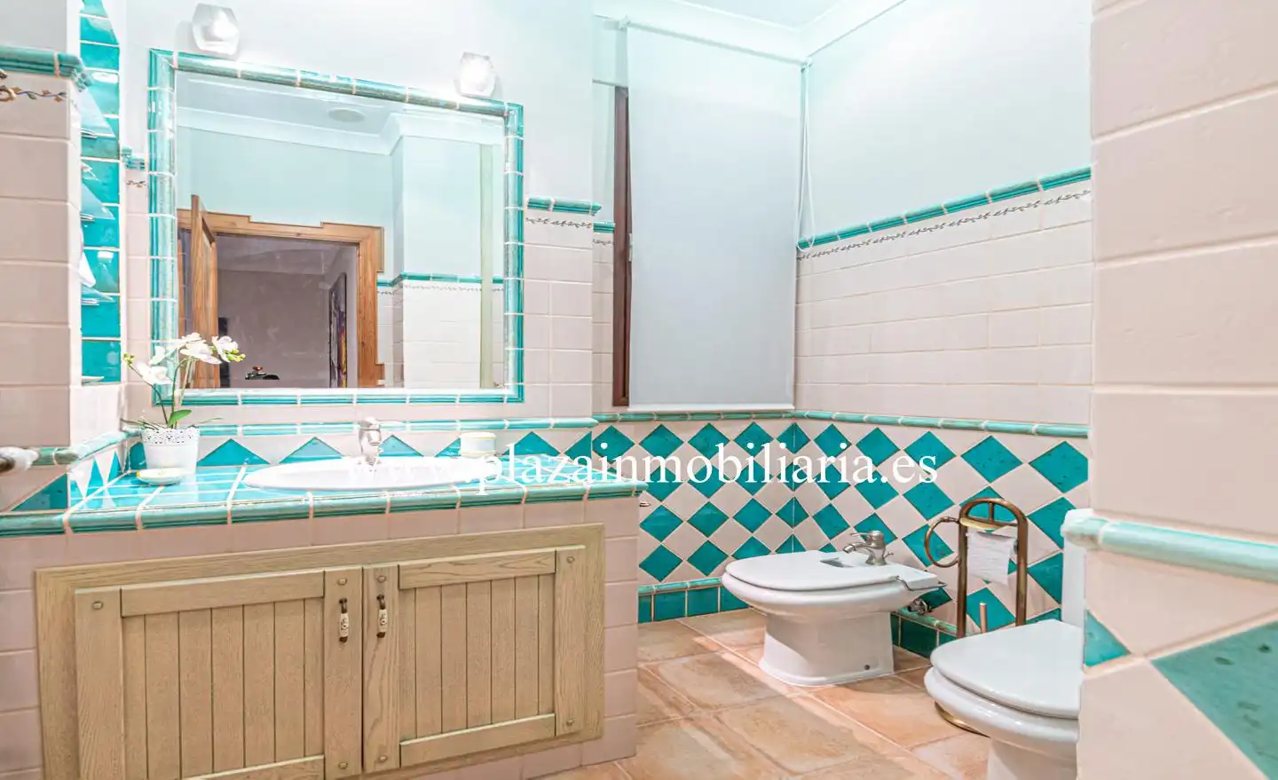 Bathroom of Houses for sale in Lucena